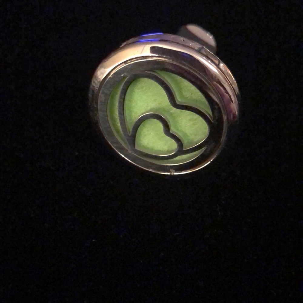 Aromatherapy Essential Oil Cut out double heart pattern Car Diffuser.